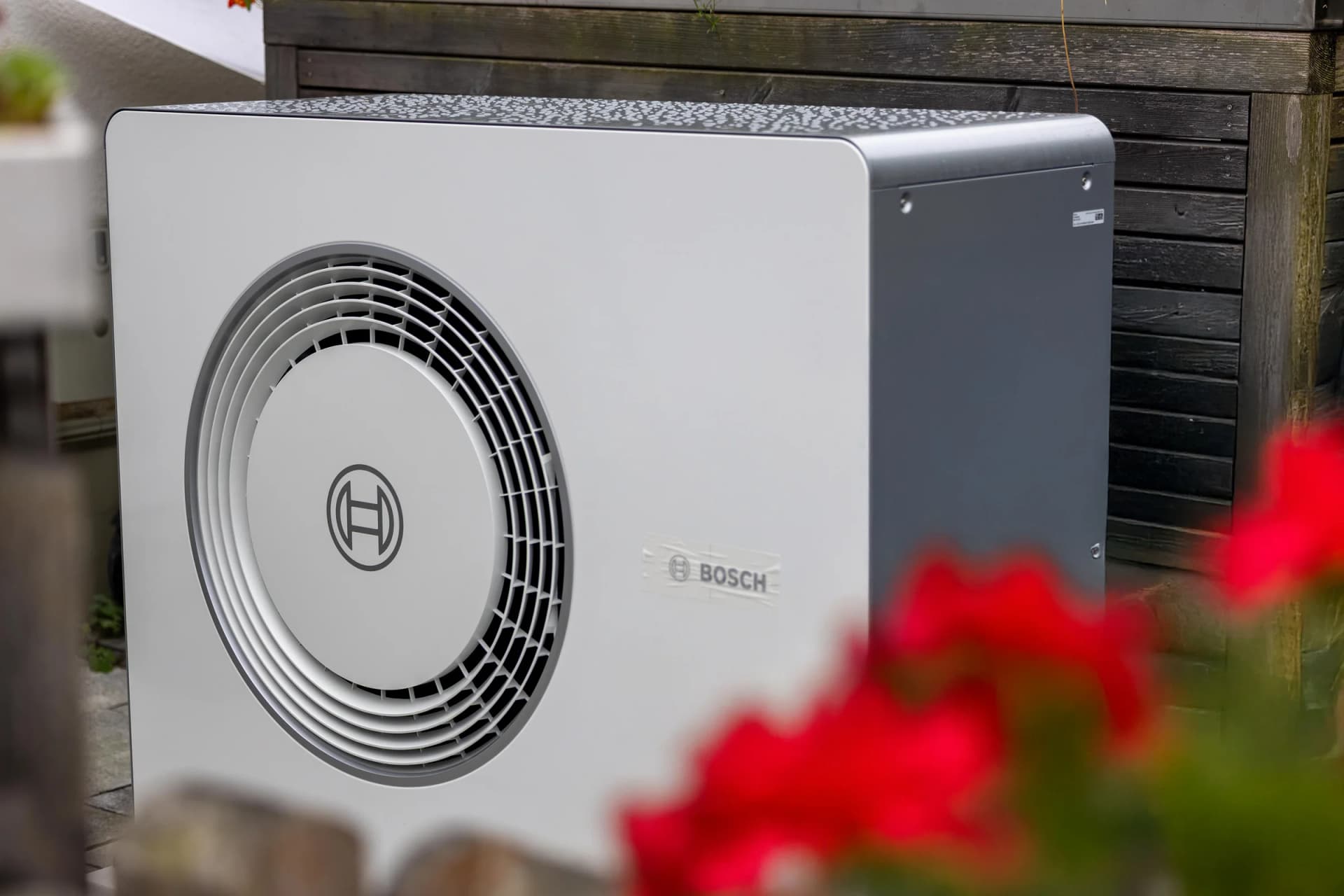Bosch Compress 5800i AW Wärmepumpe